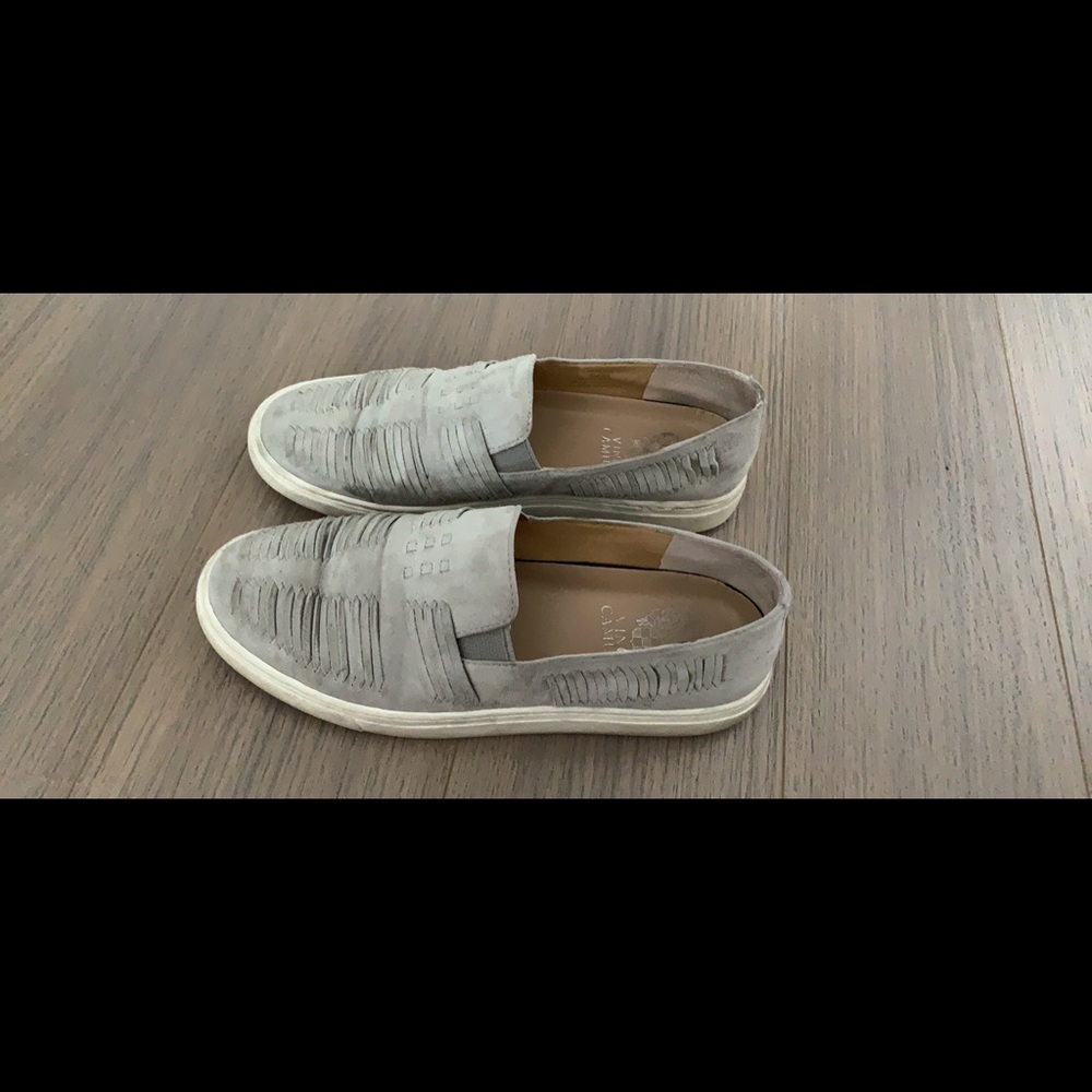 Vince Camuto size 6 sneakers